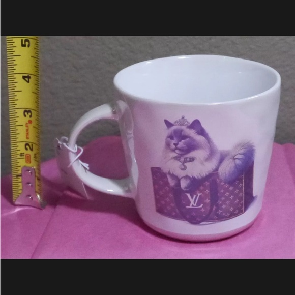 Designer Inspired Cat Large Mug - Picture 8 of 9